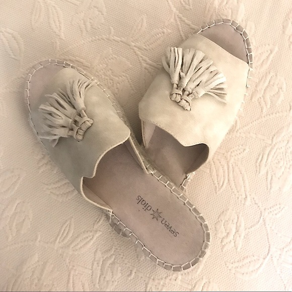 Seven Dials Shoes - Seven Dials Tassel Espadrille Sandals, sz 7
